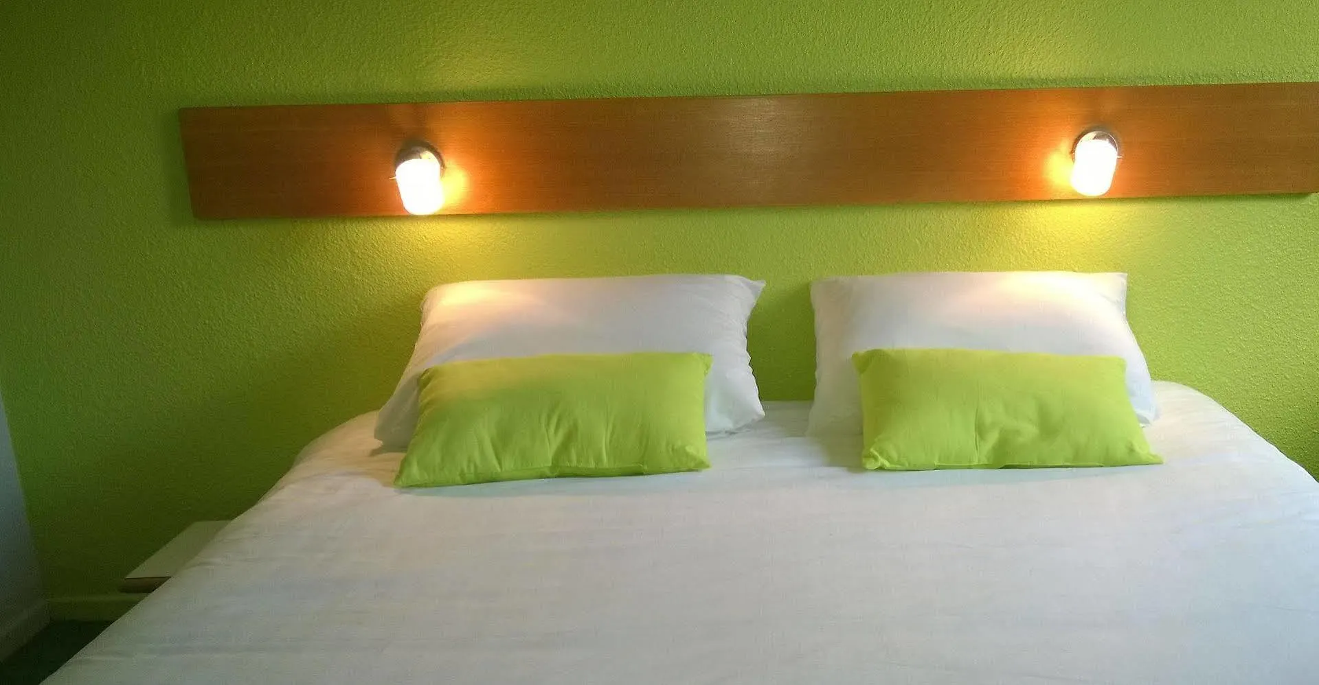 Contact Hotel ALYS Bourg en Bresse Ekinox Parc Expo Montagnat 2*,